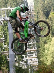 KONA_ bikepark_spicak09.jpg